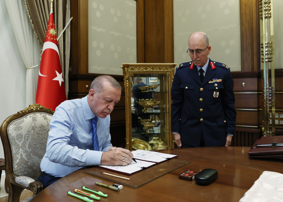 General ve amirallerin görev yerleri Resmi Gazete'de yayımlandı