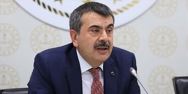 Bakanı Tekin: Müfredat değişikliği konusunda çalışmalar sürüyor