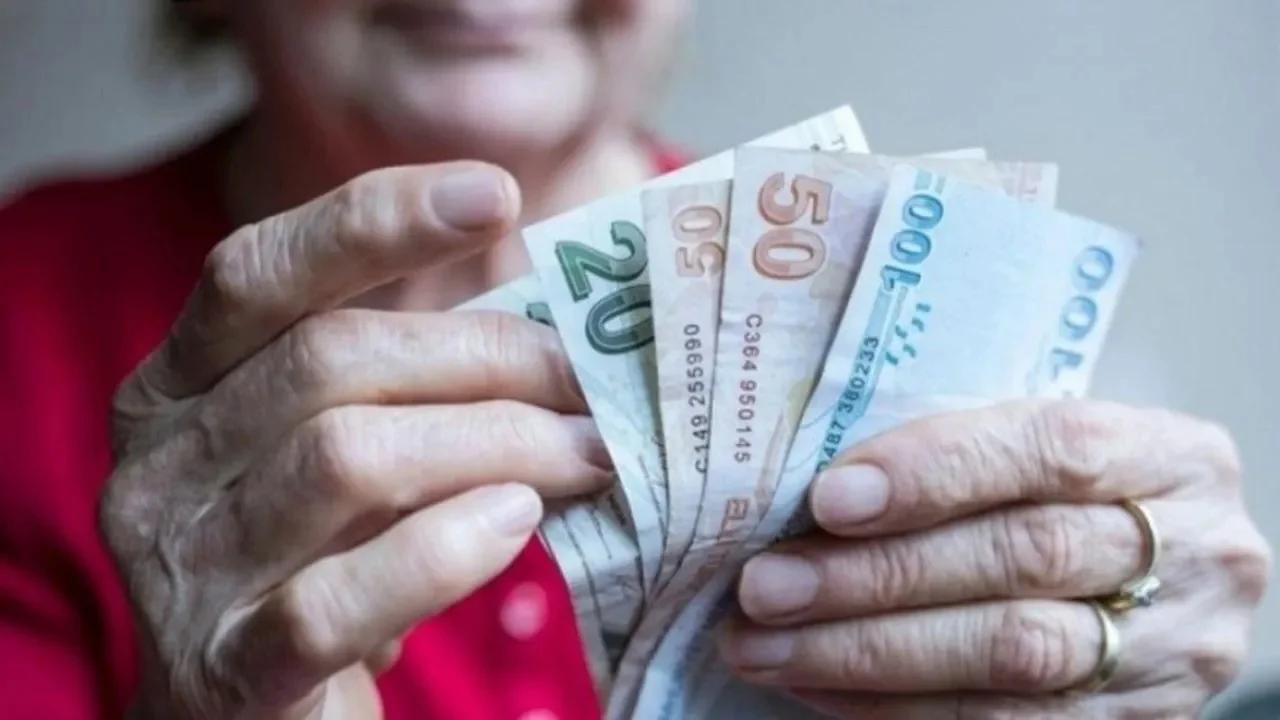 Emeklinin gözü TBMM'de: İşte gündemdeki zam tutarı
