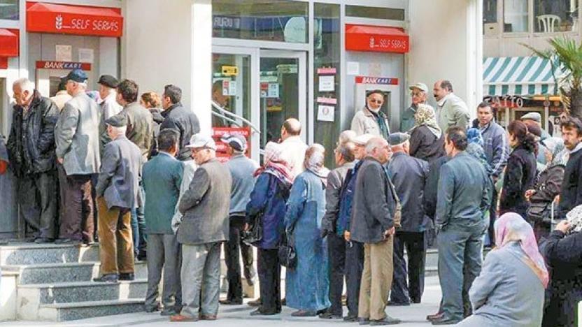 DEVA Partisi lideri Babacan'dan emekli maaşı eleştirisi