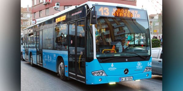 İstanbul'da 65 yaş üstü halk otobüslerinde ücretsiz ulaşım devam edecek