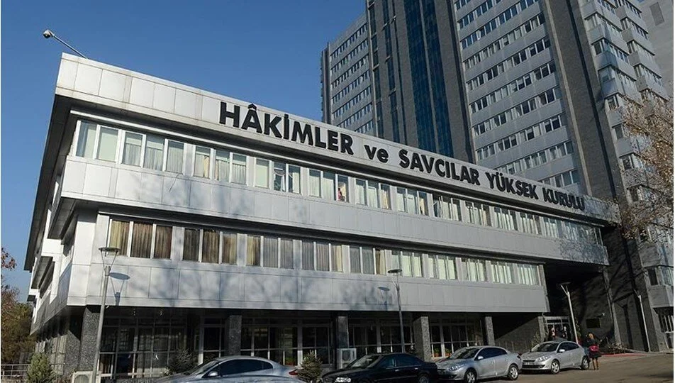 Karma komisyon Meclisin seçeceği 15 HSK üye adayını belirledi