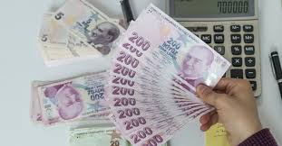 Ücret bordrosu düzenleyen işverenin ücret hesap pusulası da düzenleme yükümlülüğü var mıdır?