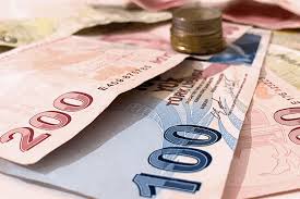 Kredi kartına 750 TL'lik hizmet bedeli iptal edildi