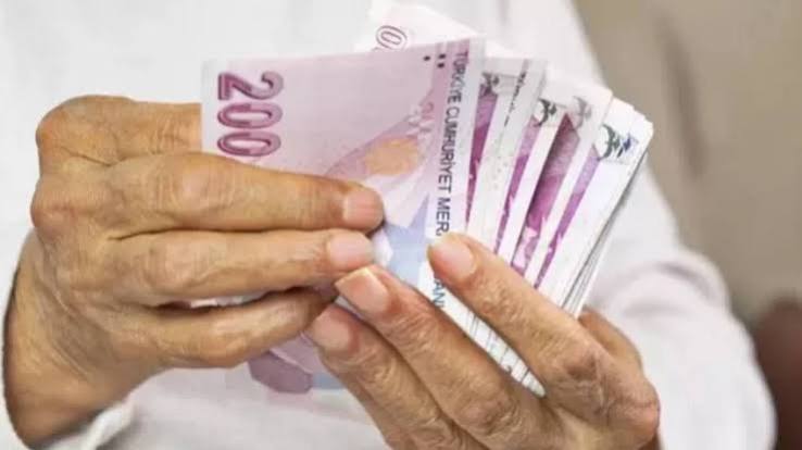 SSK ve Bağ-Kur emeklisinin 3 aylık zammı belli oldu!