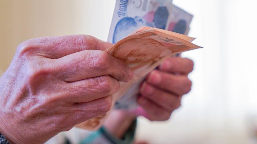 Ocak ayında tahmini en yüksek devlet memuru aylığı