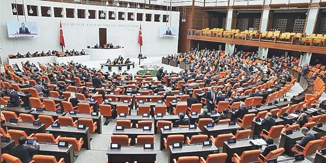 Meclis'te bu hafta: Çalışan emeklilere 5 bin lira görüşülecek; TikTok yöneticisi dinlenecek.