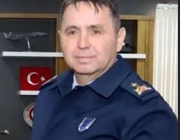 Bizim Mete'de tümgeneralliğe terfi etti!
