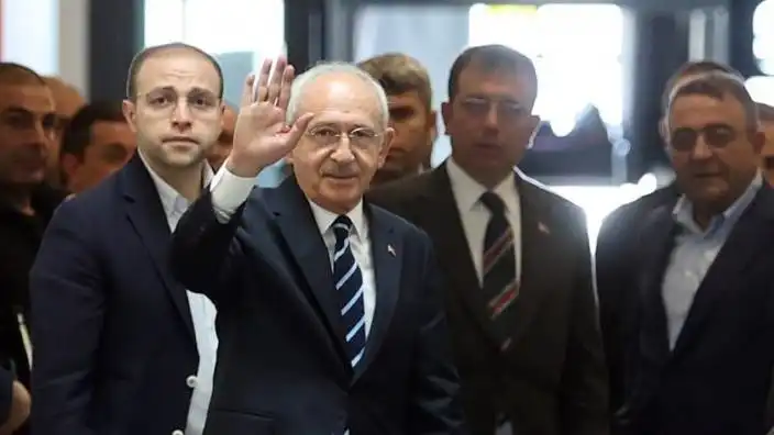 Kılıçdaroğlu, en yakınındaki ismi de görevden aldı