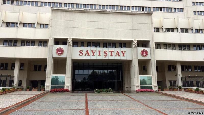 Sayıştay'dan memur kadrolarına vekaletle ilgili kritik karar.