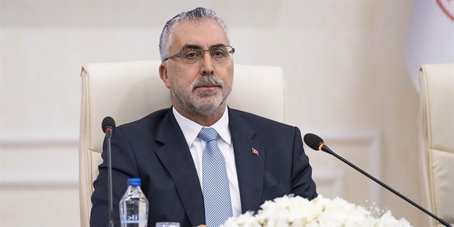 Bakan Işıkhan'dan emeklilerle ilgili açıklama.