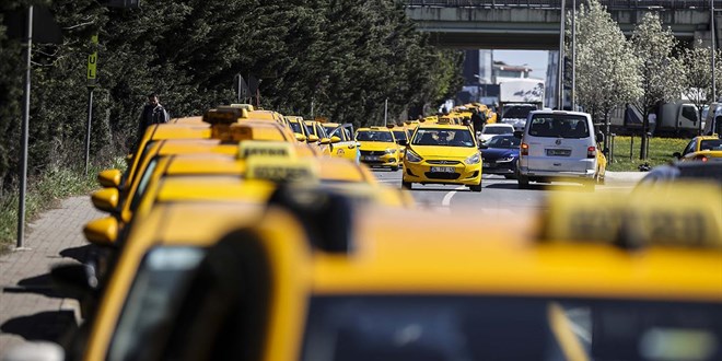 Taksiciler en çok 'yol ve yolcu' seçtikleri için şikayet ediliyor.