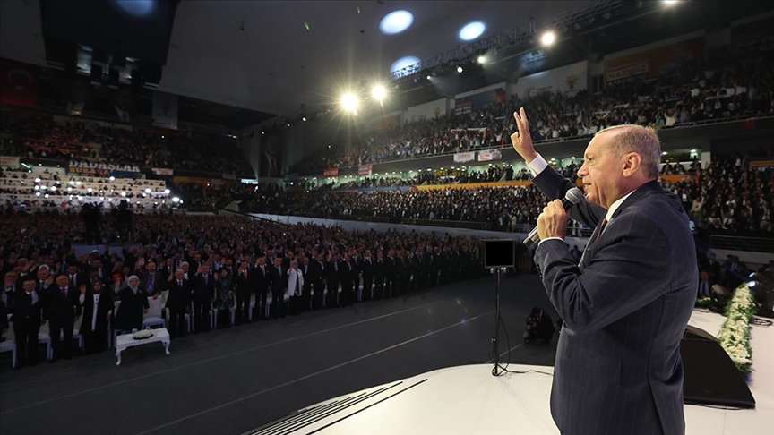 AK Parti MKYK üyeleri belli oldu: 49 isim liste dışı kaldı, 26 isim yerini korudu