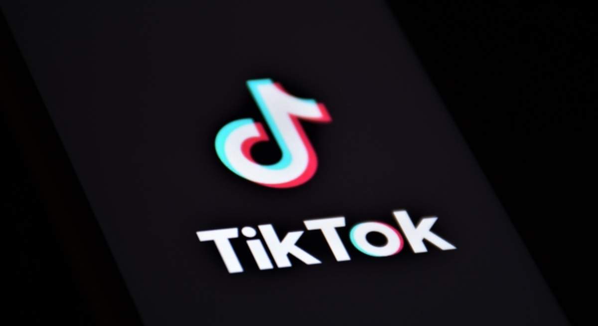 TikTok'ta canlı yayın açtı tazminatsız işten atıldı!