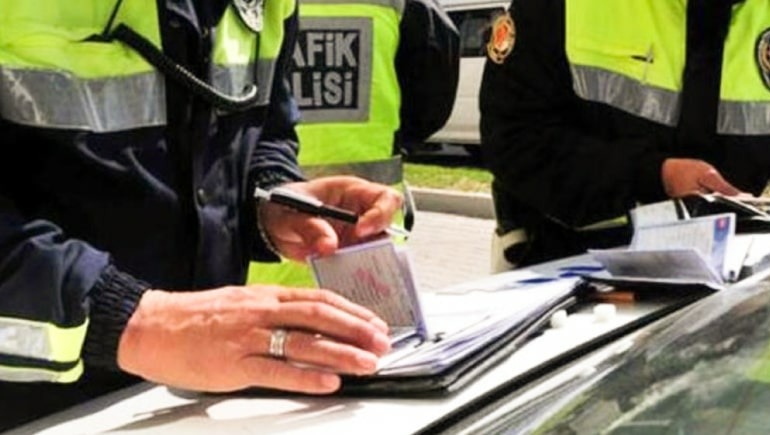 Vekillerin trafik cezalarını TBMM ödeyecek!
