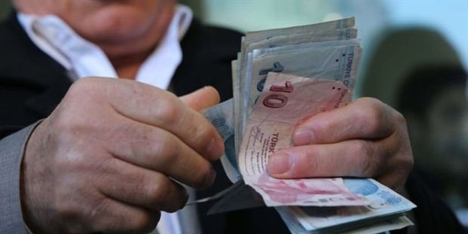 Yaşlı aylığı 2 bin 348 liraya yükseltildi